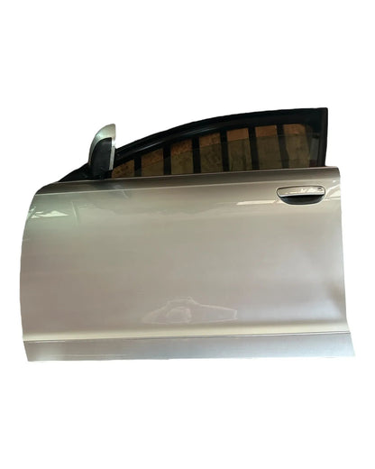 Audi A6 Avant (4F5, C6) 2.0 Tür vorne links LY7W Lichtsilber Metallic KOMPLETT