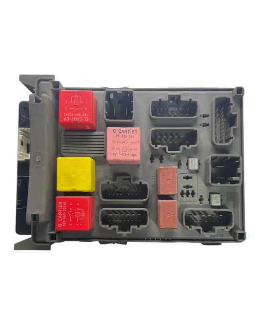 Renault Espace IV Steuergerät Komfortsteuergerät Sicherungskasten 8200283815
