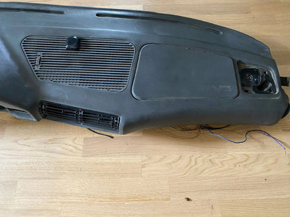 Originales BMW E34 Limo/ Touring Armaturenbrett in grau Bj.1994