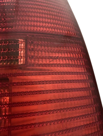 VW Bora 1J Golf IV Rückleuchte Heckleuchte Bremslicht rechts 1J9945096M