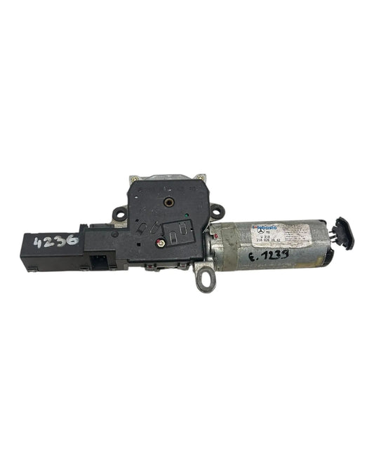 Mercedes-Benz W210 Bosch Schiebedachmotor A 2108202842