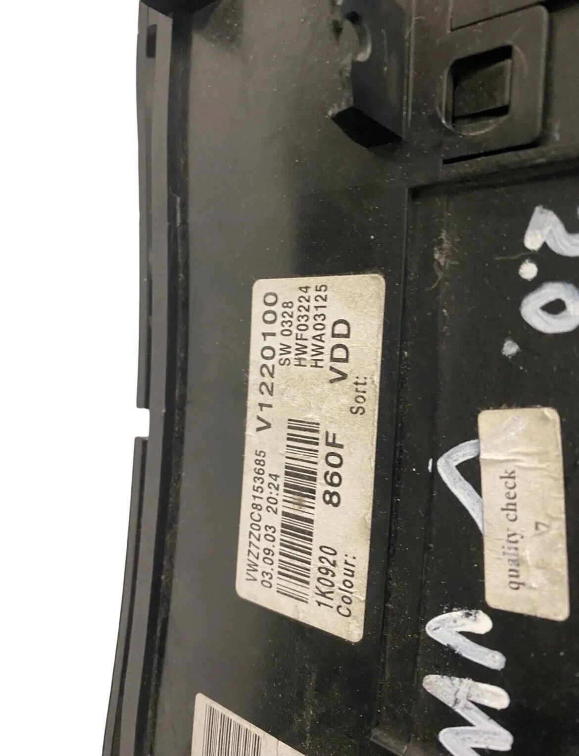 VW Golf MK5 Tacho Kombiinstrument 1K0920860F 110080247014