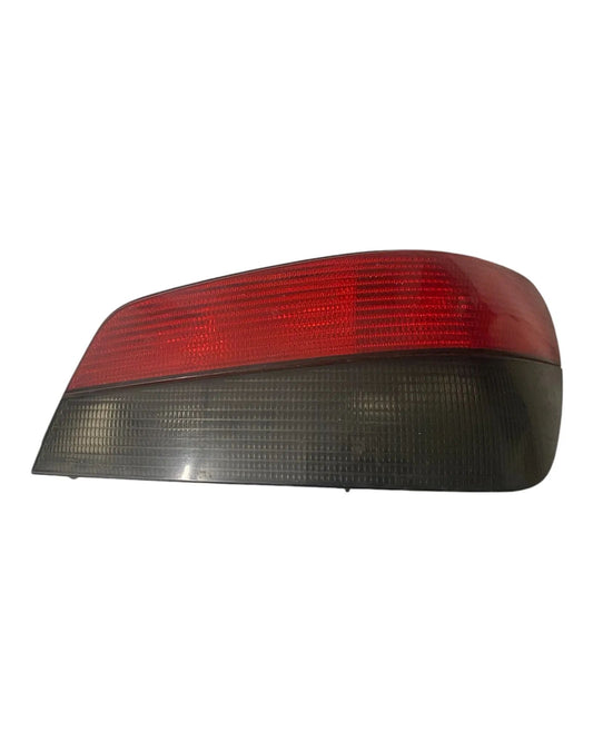 Peugeot 306 Rücklicht Rückleuchte Heckleuchte Rechts Valeo 2321D